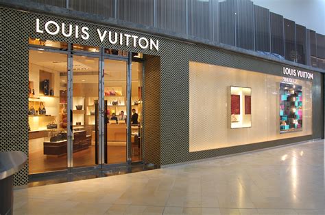 louis vuitton holt renfrew toronto yorkdale reviews